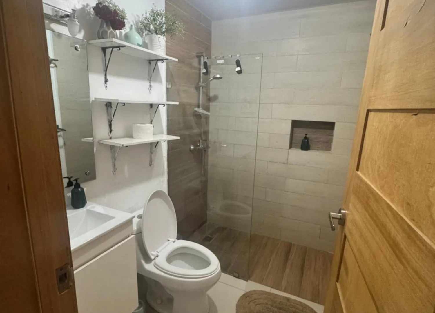 보카치카 Boca Del Mar 아파트